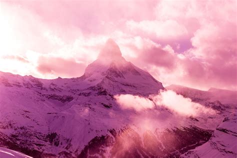 mountain matterhorn view 11817819 Stock Photo at Vecteezy