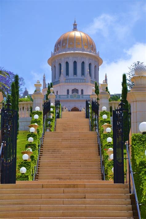 Shrine of the Bab, Baha'i Gardens, Haifa | Amazing buildings, Beautiful buildings, Haifa israel