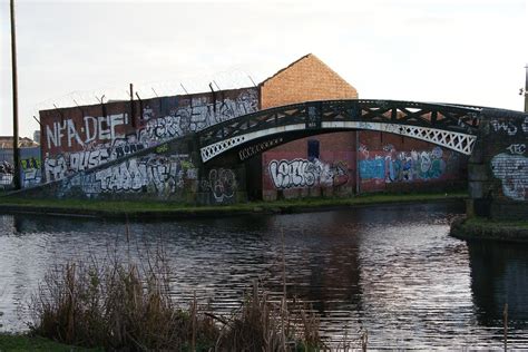 Birmingham Wolverhampton Canal | The canal where the old Har… | Flickr