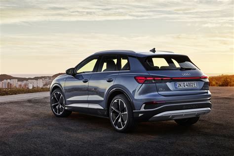 Audi Q4 e-tron 40 information and specs / Pick an EV