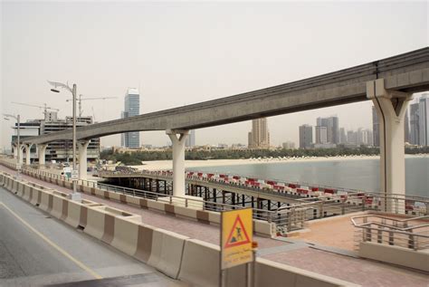 Palm Jumeirah Monorail (Dubai, 2009) | Structurae