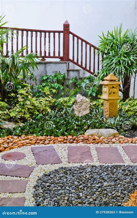 Natural Stone Walkway Decorative Stock Image - Image of nature, plant: 27938363