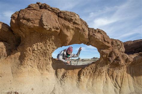 Hiking The Bisti/De-Na-Zin Wilderness New Mexico - The Van Escape