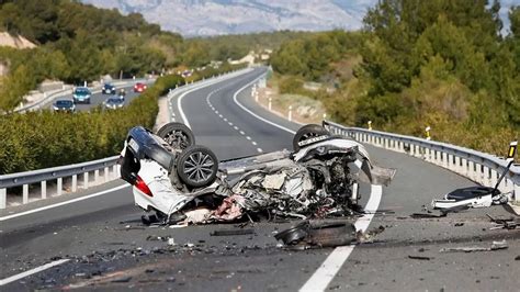 Fallecen dos personas en accidente de tránsito en Azua - SFM Noticias