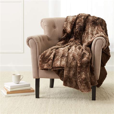 Faux Fur Throws - My top 10 budget faux fur throws from Amazon - Makes, Bakes and Decor