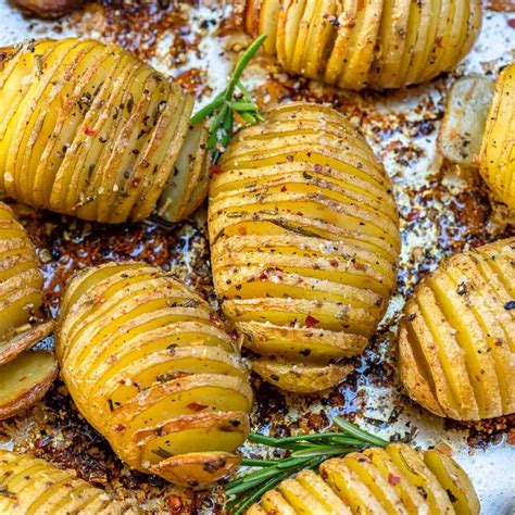 Crispy Baked Hasselback Potatoes | Healthy Fitness Meals