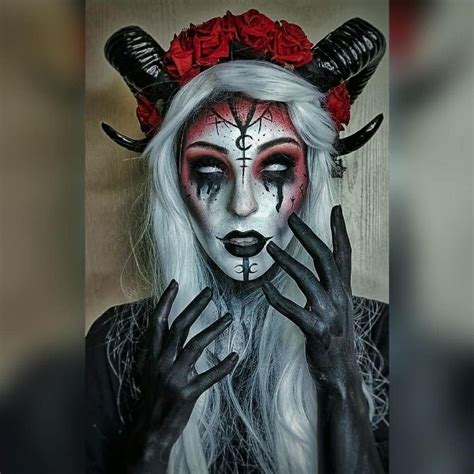 60+ Halloween Makeup Looks That Will Inspire You - KAYNULI | Halloween ...