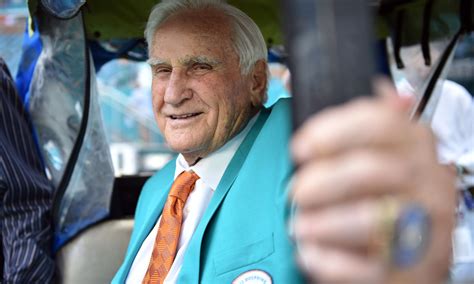 Don Shula, NFL legend and father of Mike Shula, passes away at 90