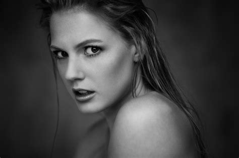 Black And White Is Not Easy: 7 B&W Portraiture Photography Tips Blog ...