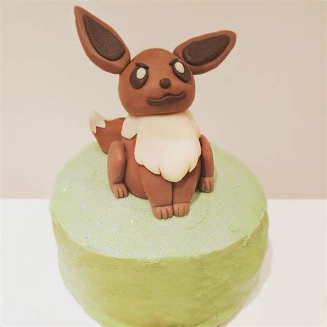 I baked this Pokémon Eevee cake for a friend's birthday. : Baking ...