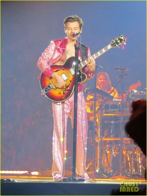 Harry Styles Rocks Out In Pink Sequined Pants During Concert on His ...