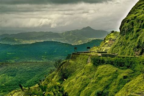 15 Utopian Romantic Places In Pune For Couples