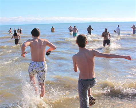 Polar Bear Plunge | 2013 Polar Bear Plunge, January 1, at Mi… | Flickr