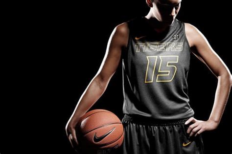 How Much Do Basketball Uniforms Cost? | HowMuchIsIt.org