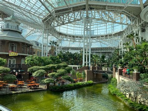 A Most Unique Resort: Gaylord Opryland Resort - Senior Travel Tales and ...