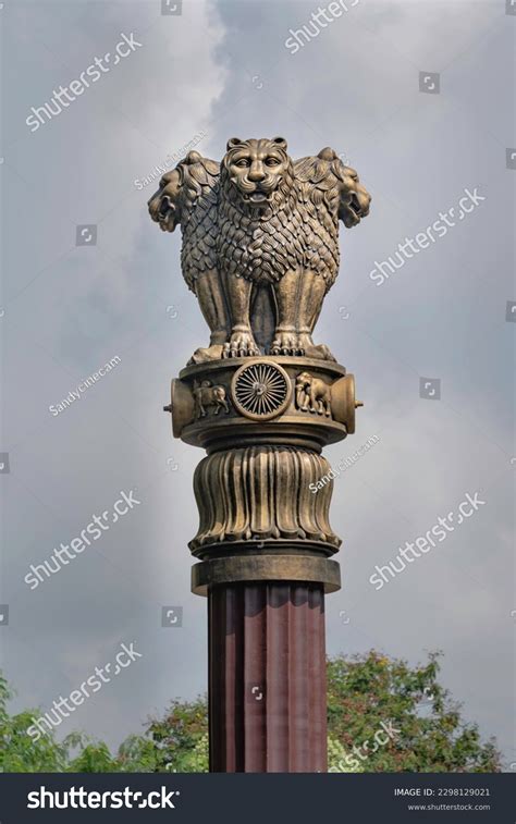 78 Ashoka Stambh Images, Stock Photos, 3D objects, & Vectors | Shutterstock