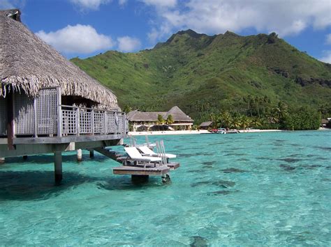 Overwater bungalow @Sheraton Moorea | Romantic places, Vacation wishes ...