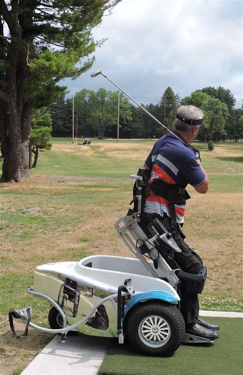 Adaptive Golfing at Ponkapoag Golf Course | Access Recreation New England