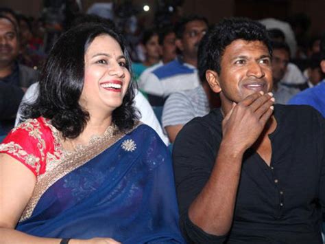 Puneeth Rajkumar and wife Ashwini celebrates 16th wedding anniversary ...