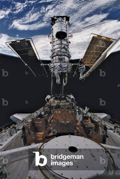 Image of Hubble Space Telescope Repair