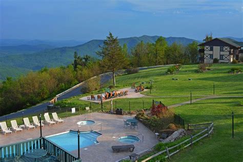 Switzerland Inn, Little Switzerland, NC on the Blue Ridge Parkway ...