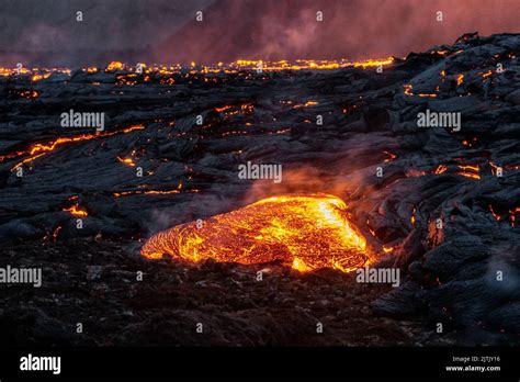 A close-up view of the lava flow of the newest eruption site in ...