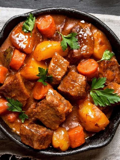 Pioneer Woman's Crockpot Beef Stew - Table for Seven