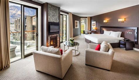 Hilton Queenstown | Hilton Queenstown Resort & Spa | Mountainwatch