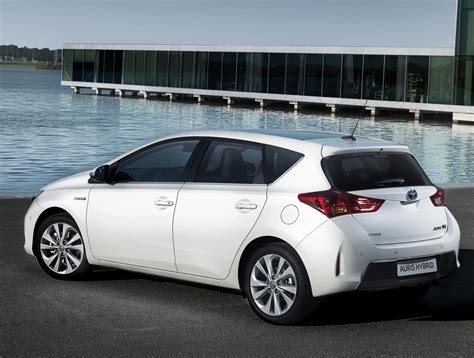 Auris Hybrid Toyota model - http://autotras.com Toyota Auris, Toyota Hybrid, Environmental ...