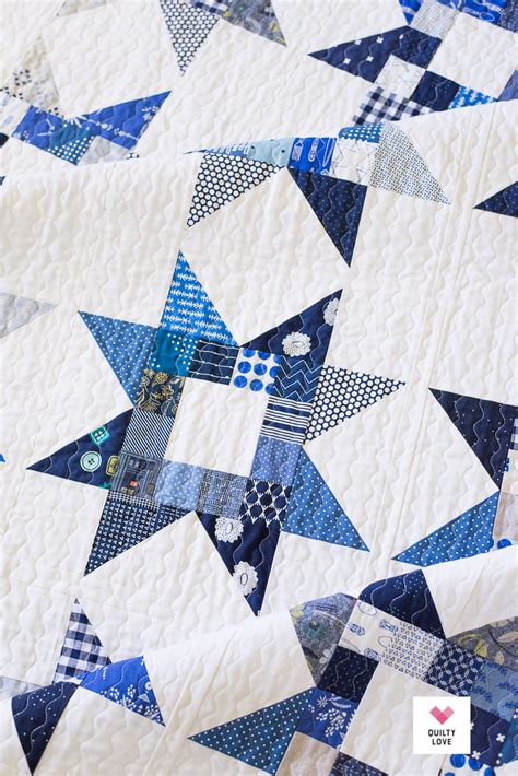 Quilty Stars Quilt pattern - The Scrappy blue one - Quilty Love