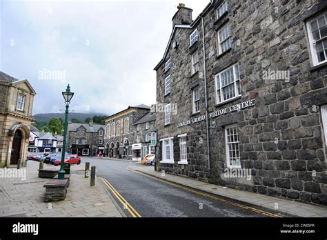 Dolgellau wales town hi-res stock photography and images - Alamy