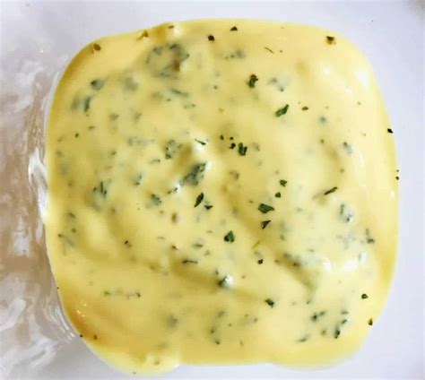 French Béarnaise Sauce Recipe