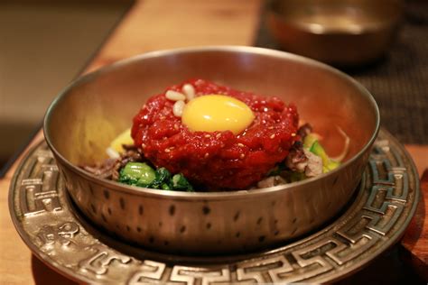 Traditional Korean Food to Try While in Seoul | TiptoeingWorld