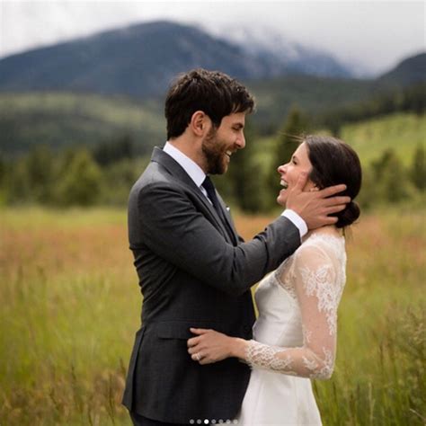 David Giuntoli Hochzeit - Grimm Br Bitsie E David Enfim Casados Na Vida Real Facebook : Born on ...