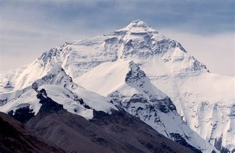 Everest, the summit of Asia & the world. The seven summits, the highest ...