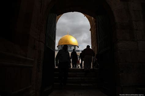 Friday Prayer at Al-Aqsa Mosque Compound – Middle East Monitor