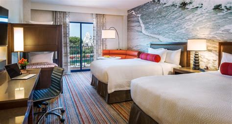 Courtyard by Marriott – Anaheim Theme Park Entrance : California ...