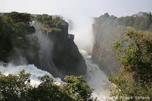 Victoria Falls - Zambia side or Zimbabwe side? | Wild Wings Safaris Blog