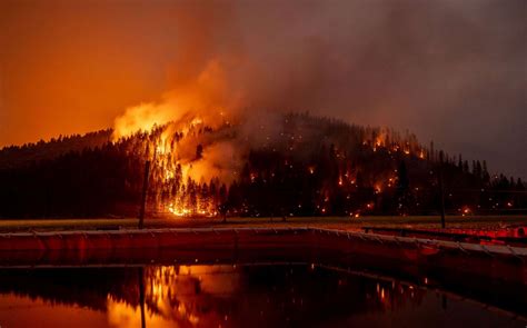 Photos: Historic Dixie Fire continues to burn in California - ABC News