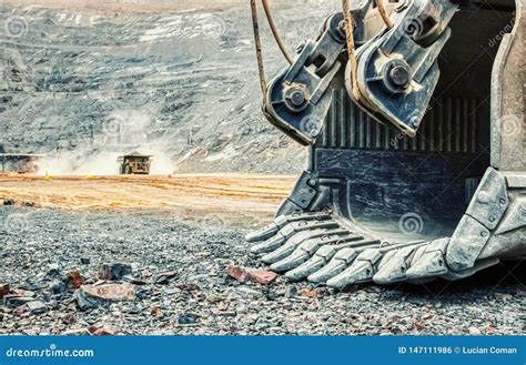 Huge Shovel Mining on a Mine Stock Photo - Image of gravel, scoop ...