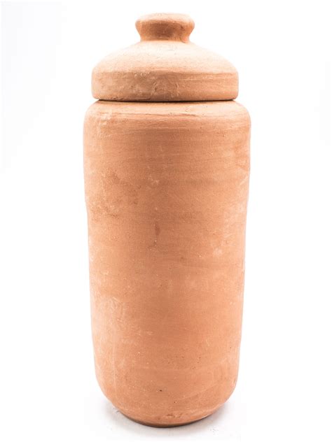 Qumran scroll amphora