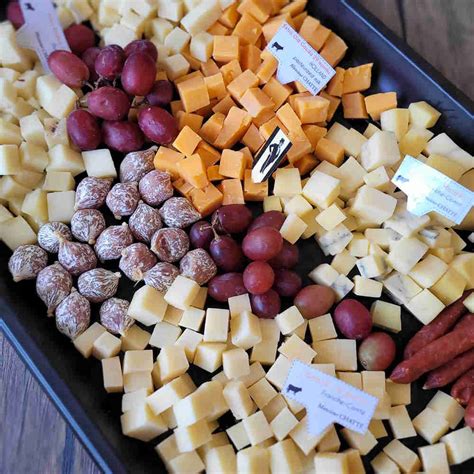 Saucisson and Mixed cheese platter | Monsieur CHATTÉ