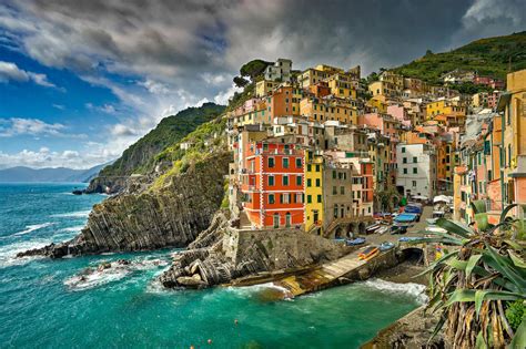 Discover the Cinque Terre: Riomaggiore