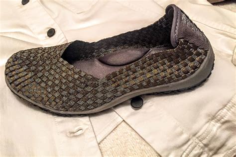 Zee Alexis Shoes: A great shoe for women travelers over 50 (contest ended) - More Time to Travel