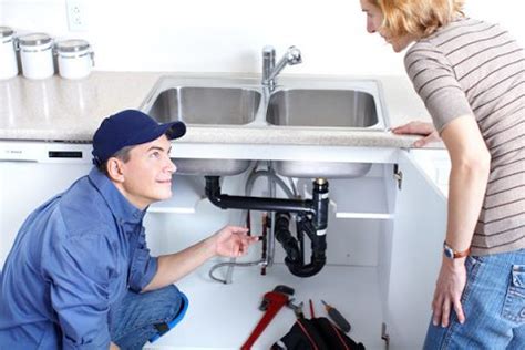 How to Choose a Plumber | West Palm Beach Plumbing