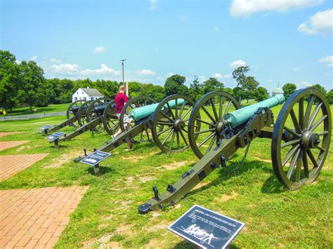 Antietam National Battlefield | Battlefield, Weekend adventure, National cemetery