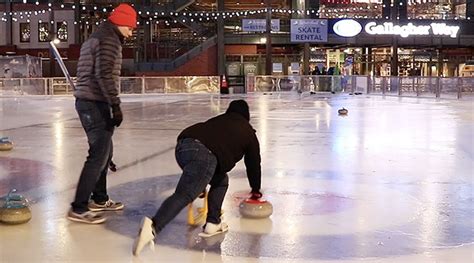 Chicago curling clubs embrace the ice | Medill Reports Chicago