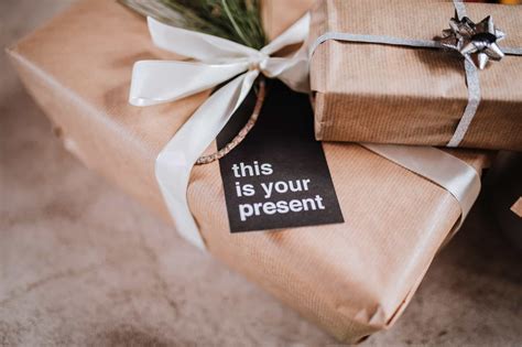 Does Amazon Gift Wrap? (Yes! Everything You Need To Know...) - AnswerBarn