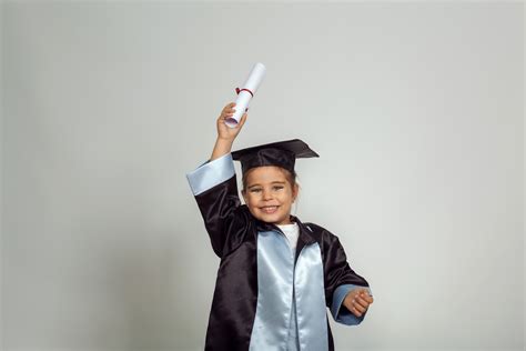 How to Hold an At-Home Kindergarten Graduation for Your Child - Oak Hall