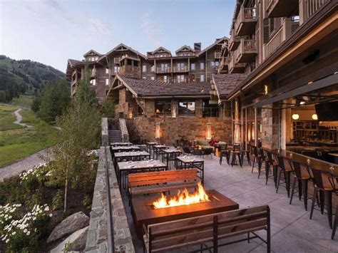 Four Seasons Resort Jackson Hole in Teton Village (WY) - Room Deals, Photos & Reviews